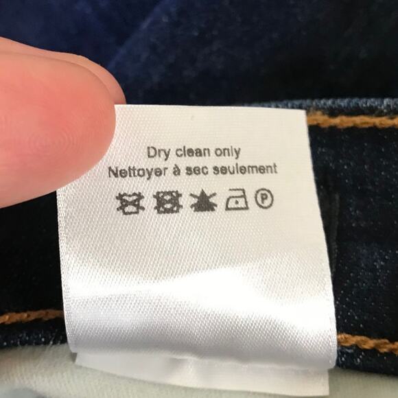 Veronica Beard • Carolyn Cropped Boot-cut Jeans With Snap Hem Dark Vintage - Picture 9 of 9